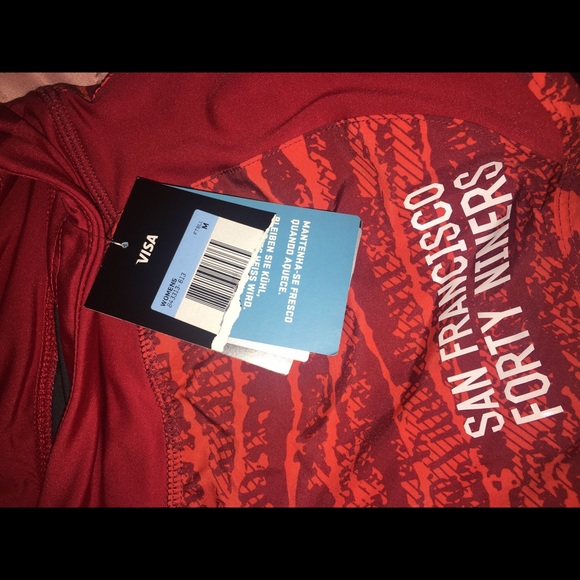 Workout shorts - Picture 2 of 2